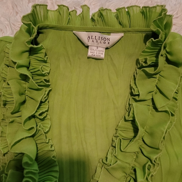 Allison Taylor green blouse - Picture 6 of 6